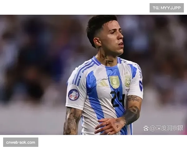 恩佐破门徒劳无功十人切尔西主场惨遭连丢三球遭遇沉重失利 恩佐破门徒劳无功十人切尔西主场惨遭连丢三球遭遇沉重失利